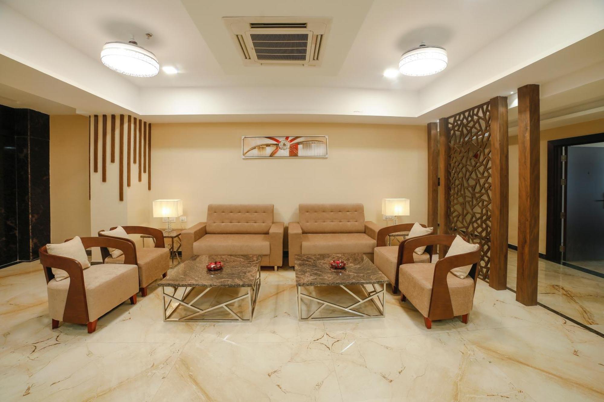 Hotel Annapurna De Royal Guntūr Dış mekan fotoğraf