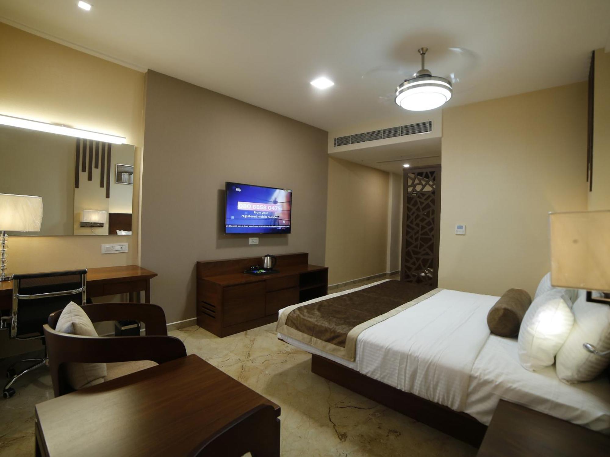 Hotel Annapurna De Royal Guntūr Dış mekan fotoğraf